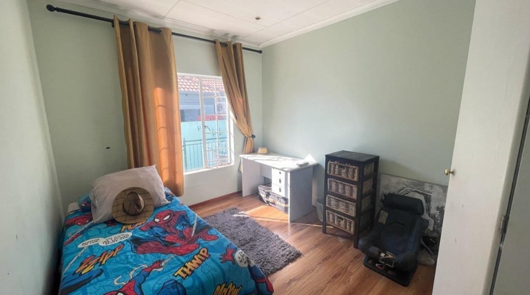 3 Bedroom Property for Sale in Thatchfield Gardens Gauteng