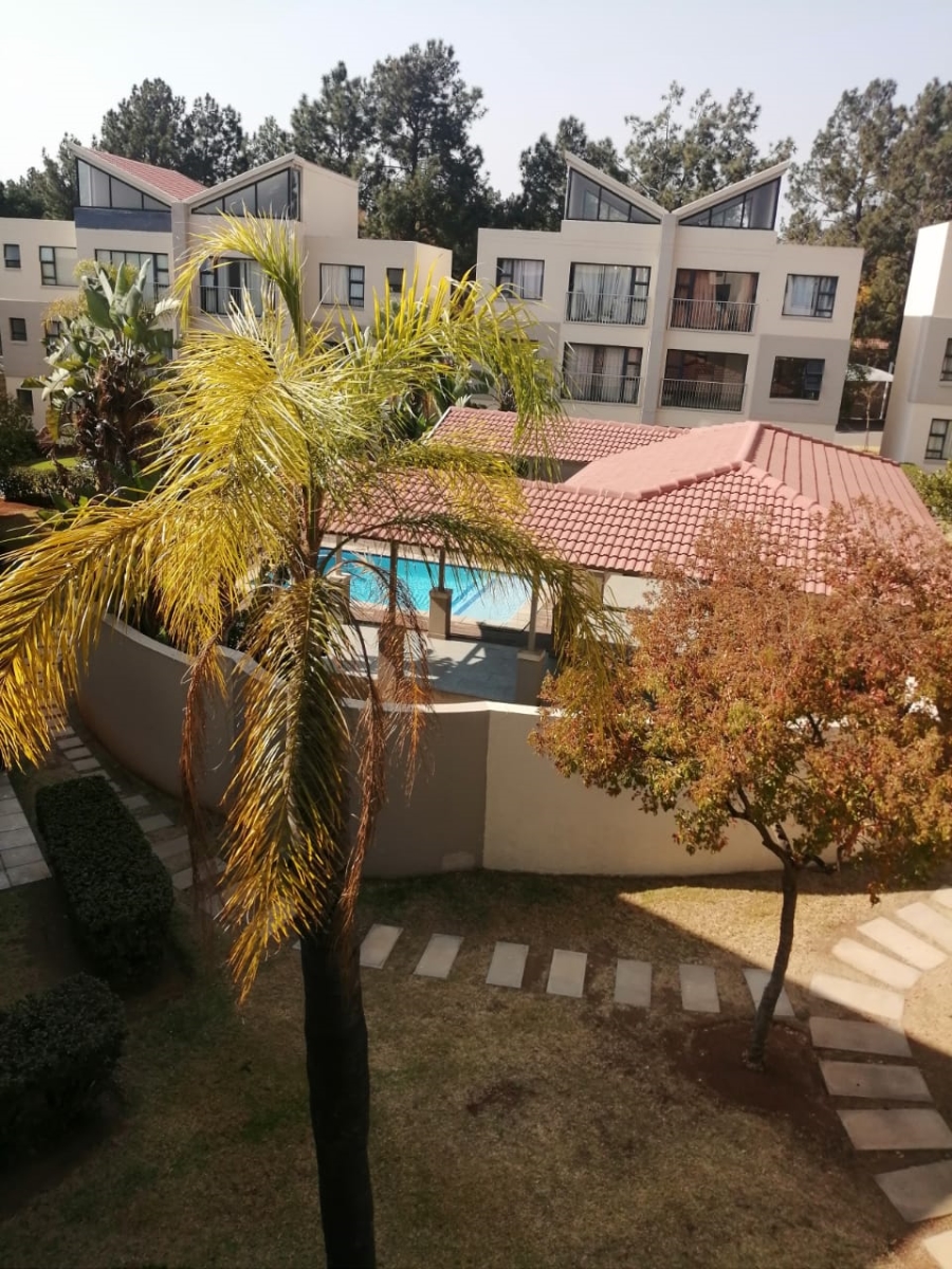 2 Bedroom Property for Sale in Lonehill Gauteng