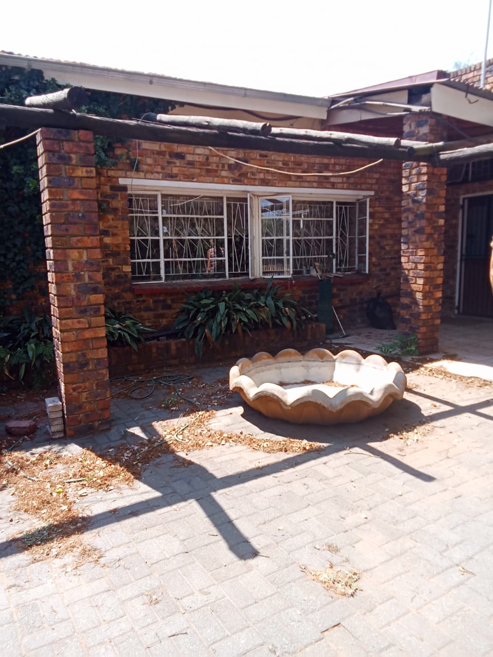 3 Bedroom Property for Sale in Unitas Park Gauteng