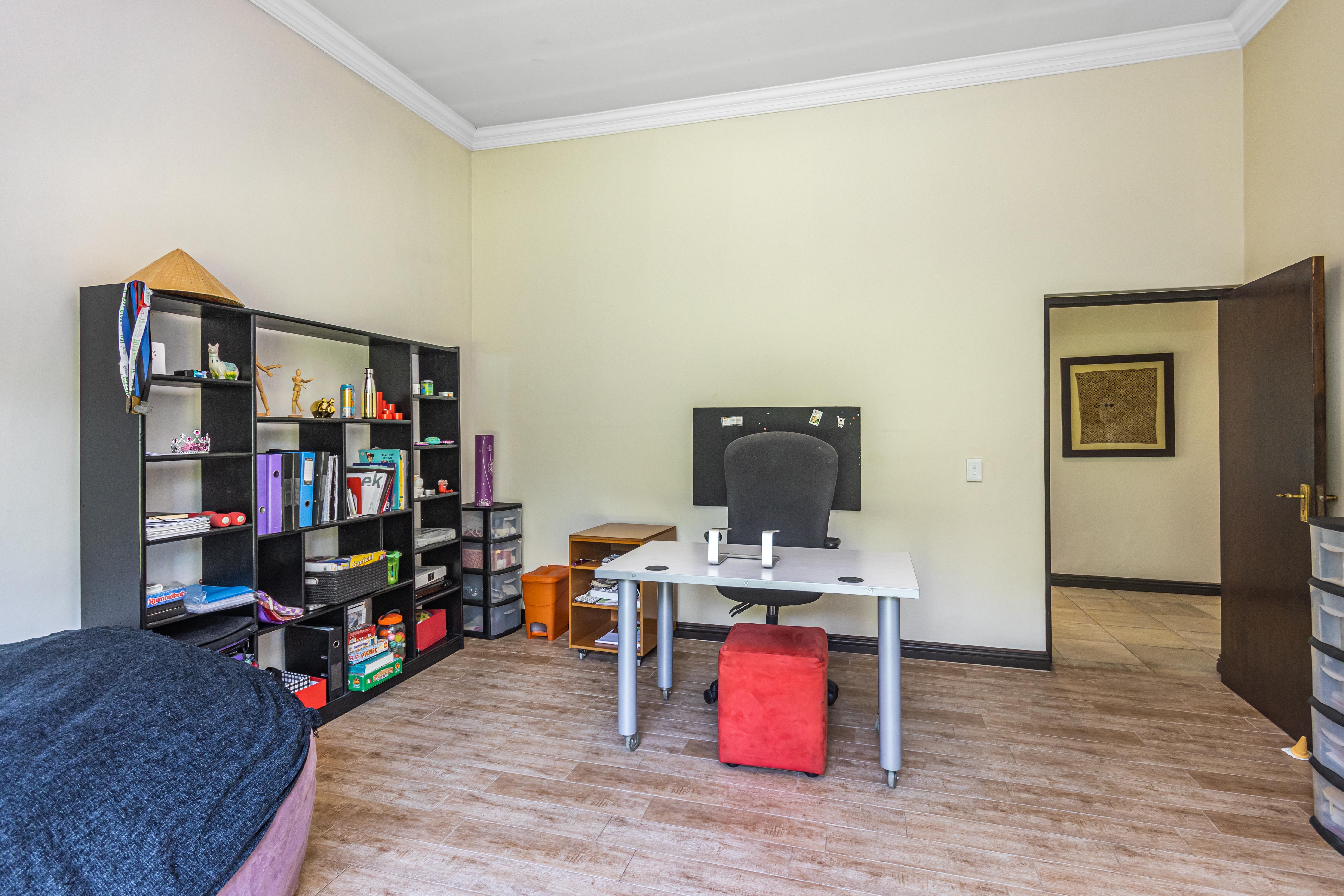 4 Bedroom Property for Sale in Cedar Lakes Gauteng
