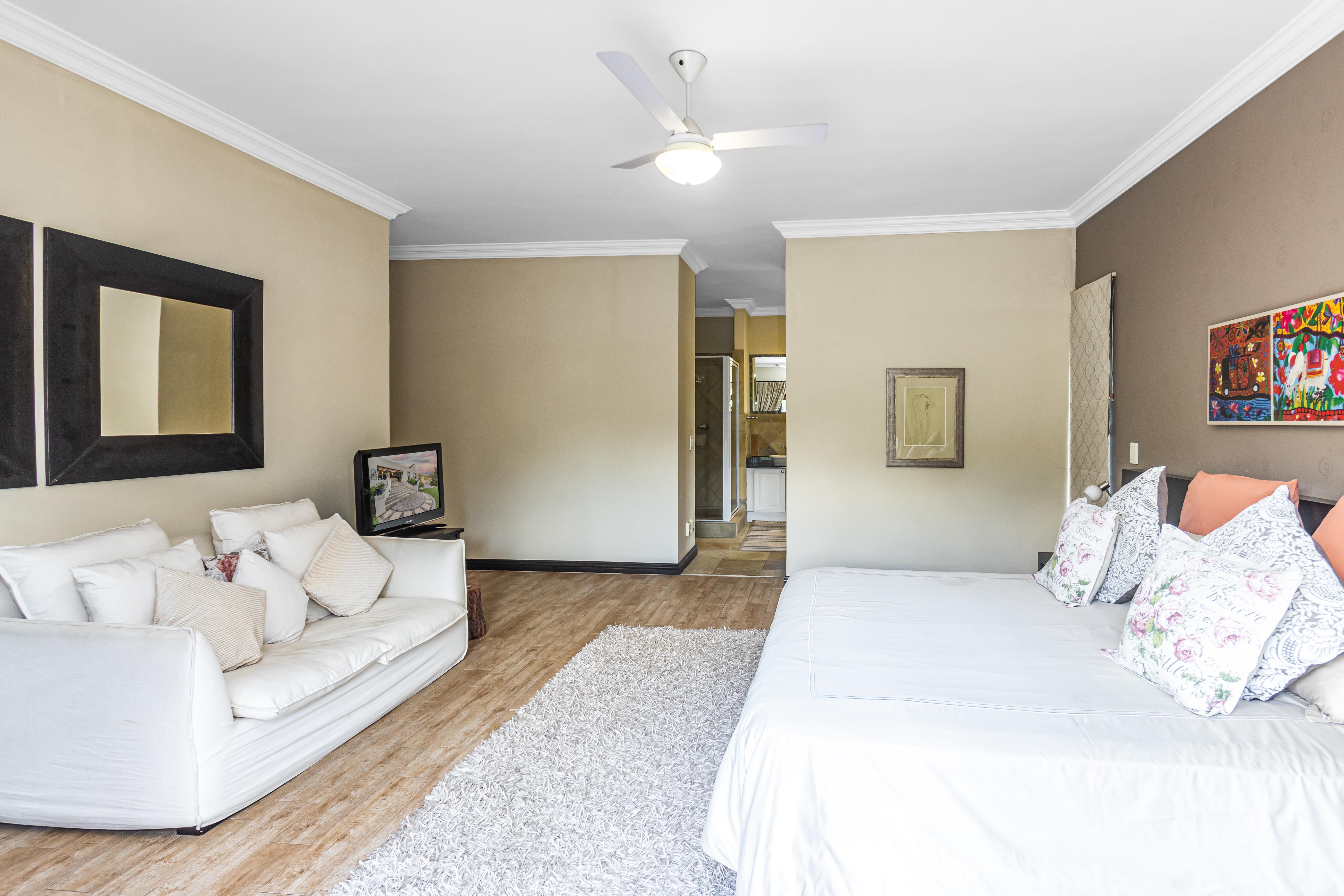 4 Bedroom Property for Sale in Cedar Lakes Gauteng