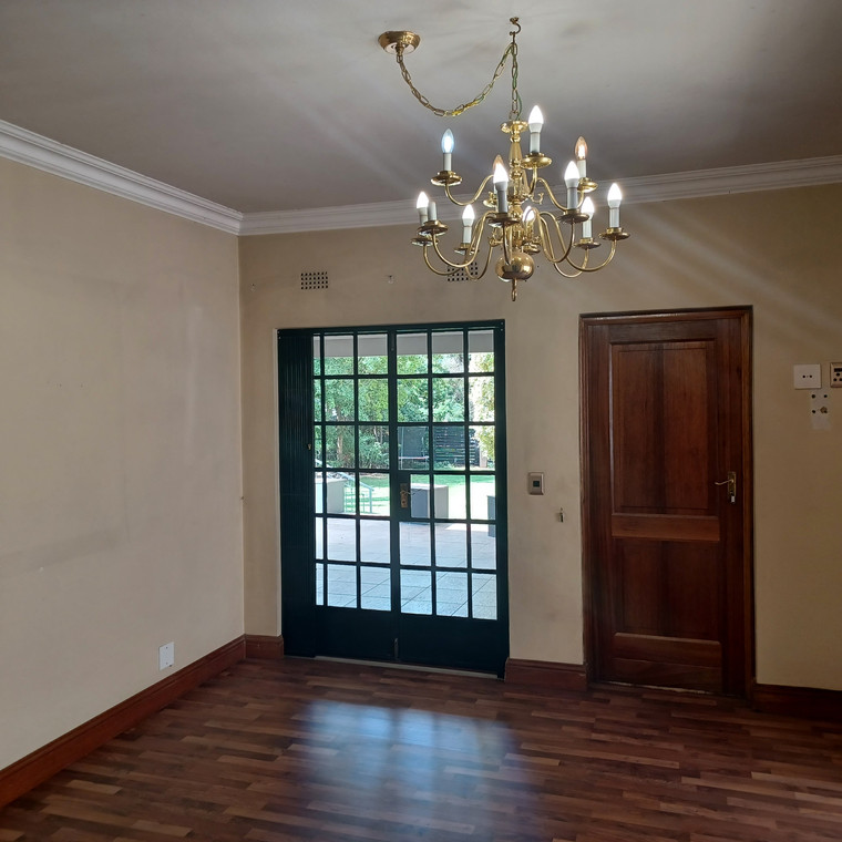 To Let 6 Bedroom Property for Rent in Houghton Estate Gauteng