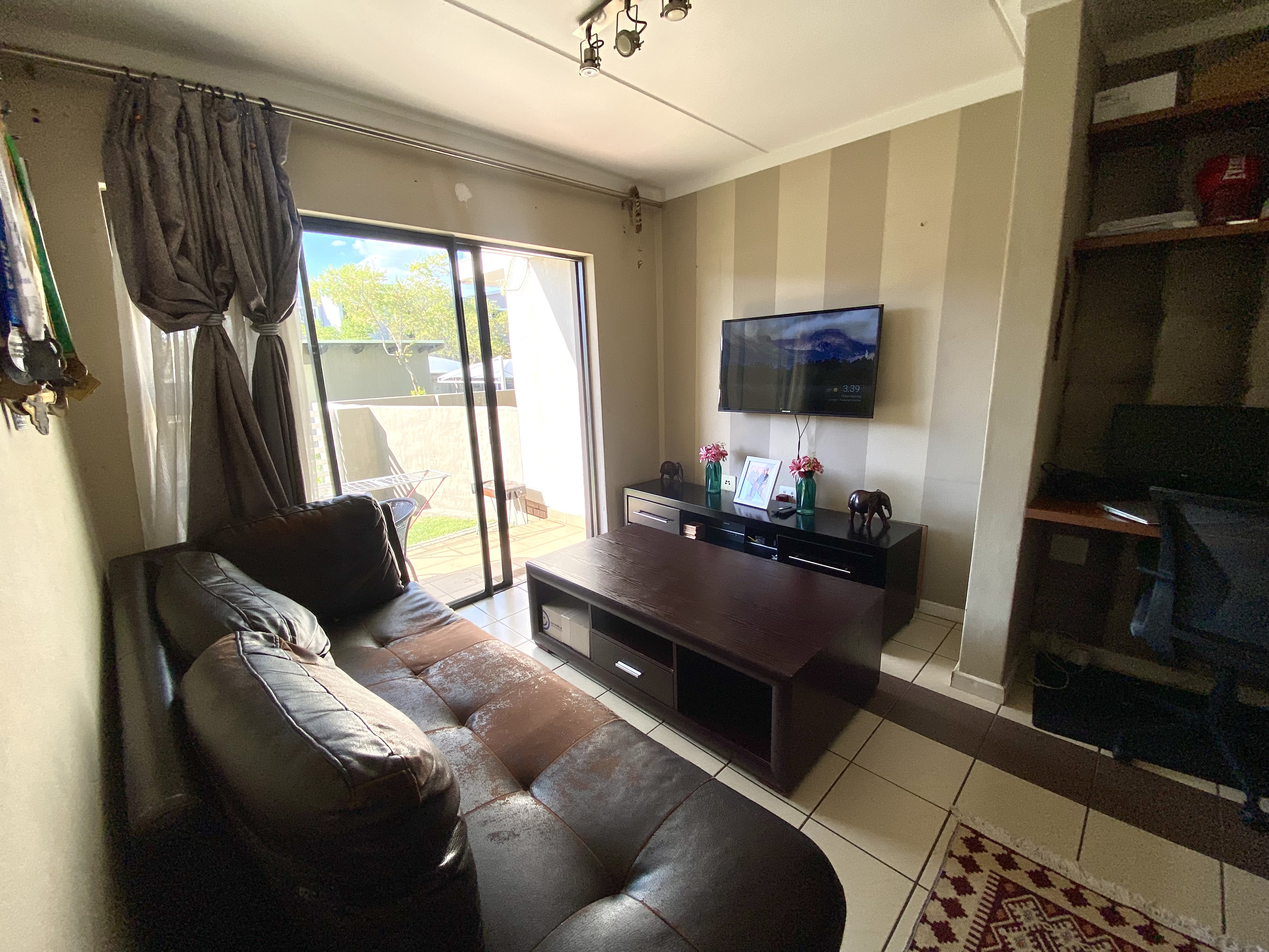 2 Bedroom Property for Sale in Dainfern Gauteng