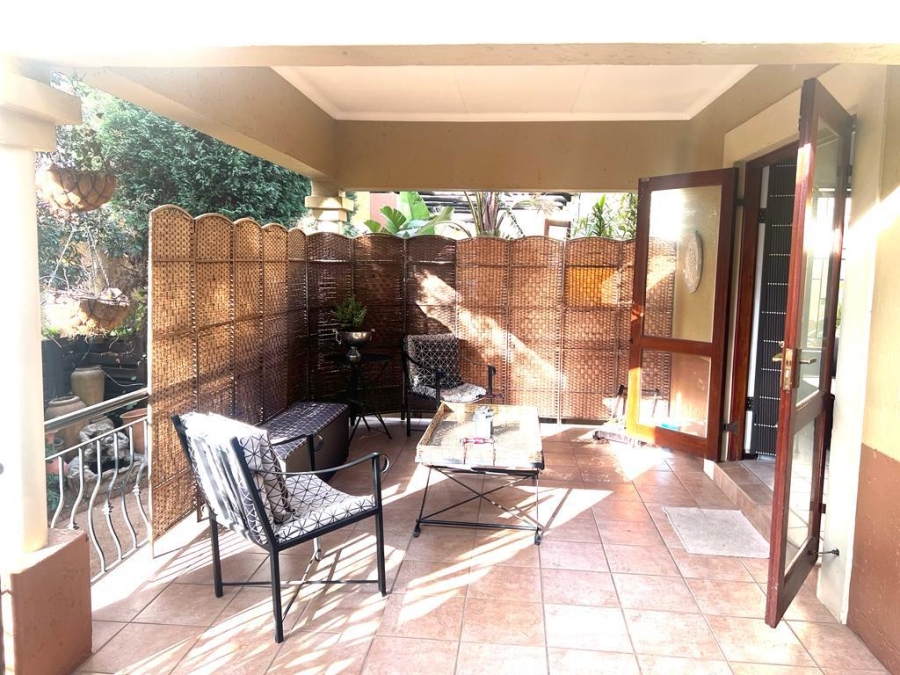 2 Bedroom Property for Sale in Sunninghill Gauteng