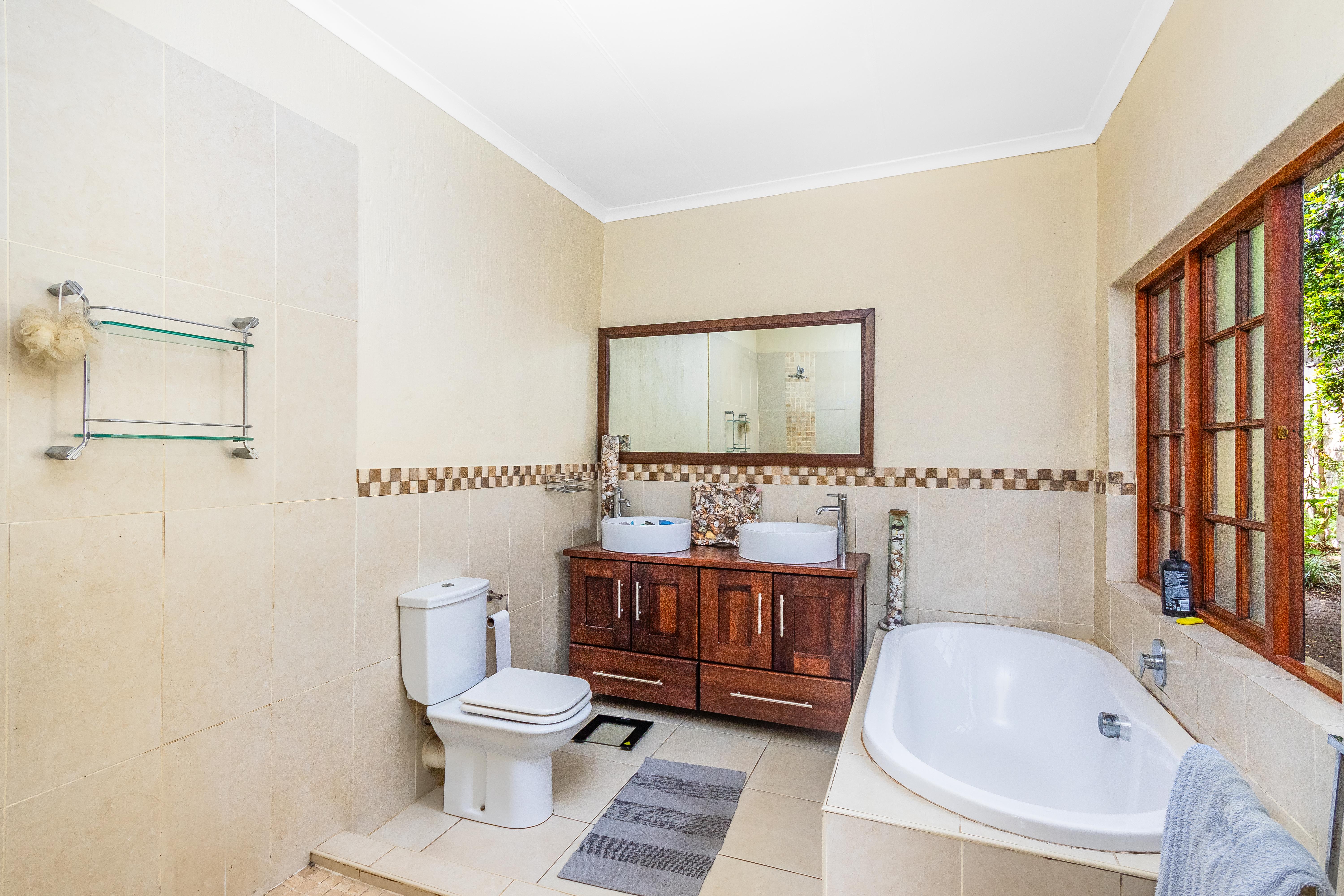 4 Bedroom Property for Sale in Lonehill Gauteng