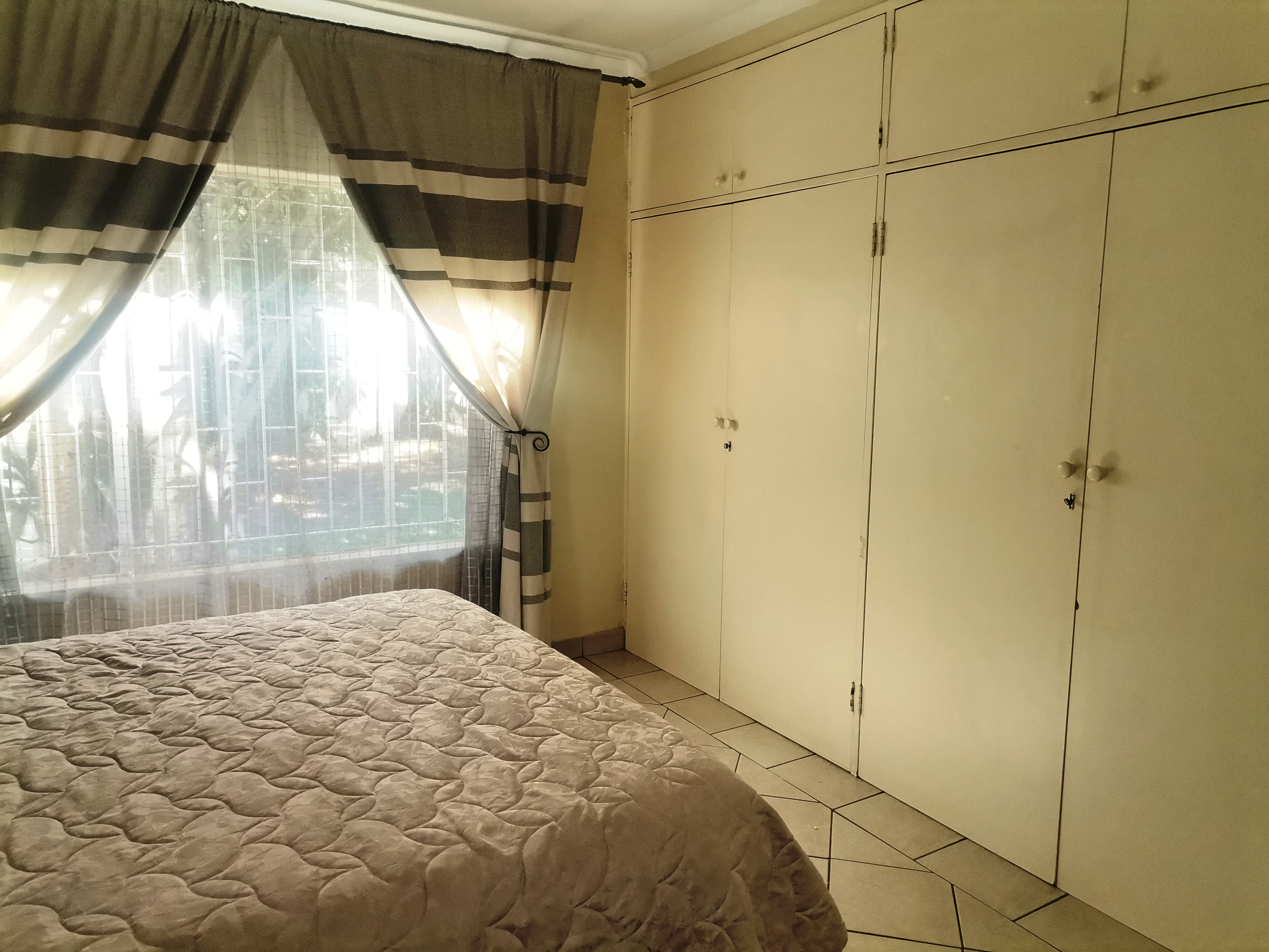 4 Bedroom Property for Sale in Rooihuiskraal Gauteng