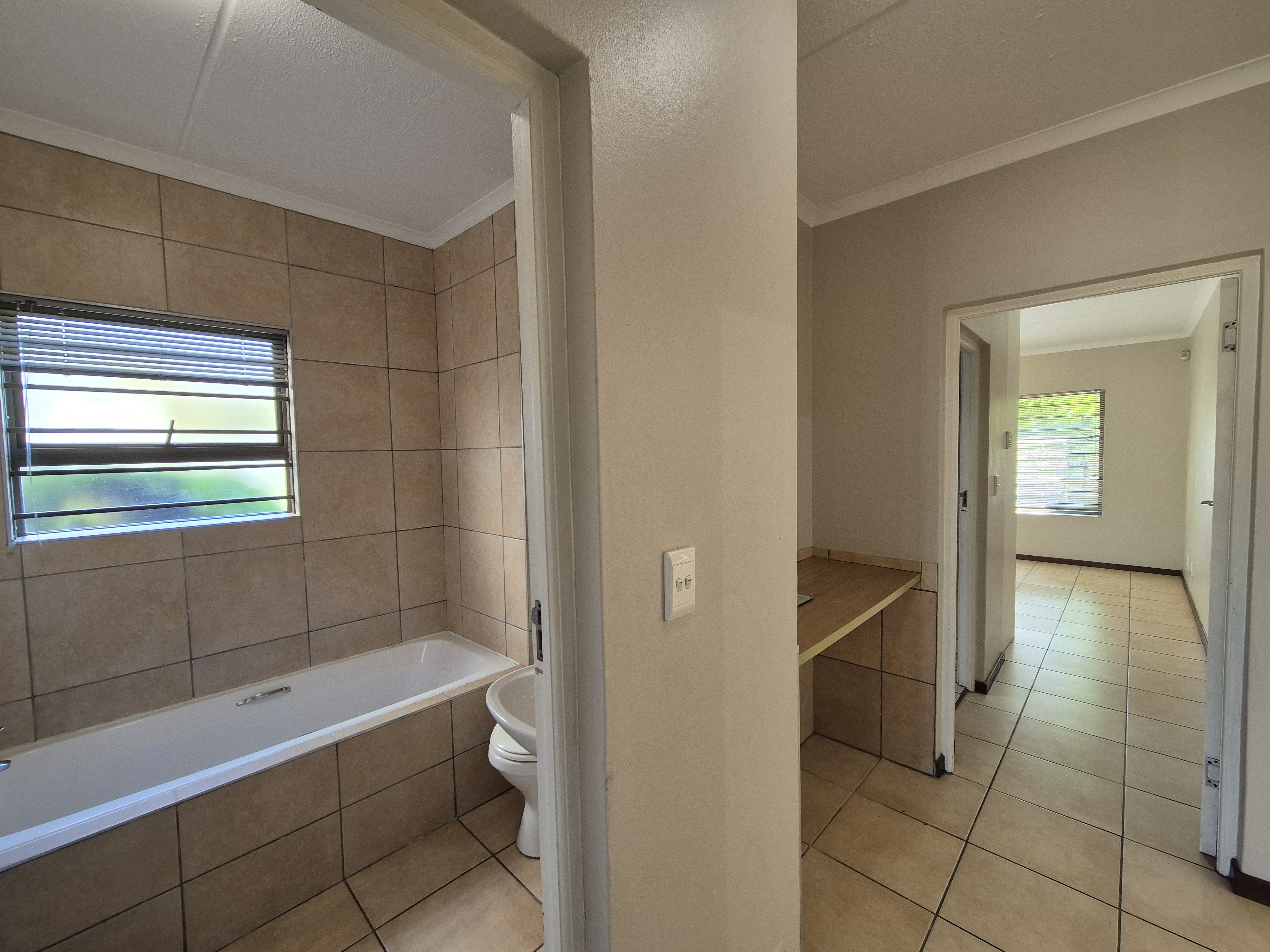 2 Bedroom Property for Sale in Waterstone Park Gauteng