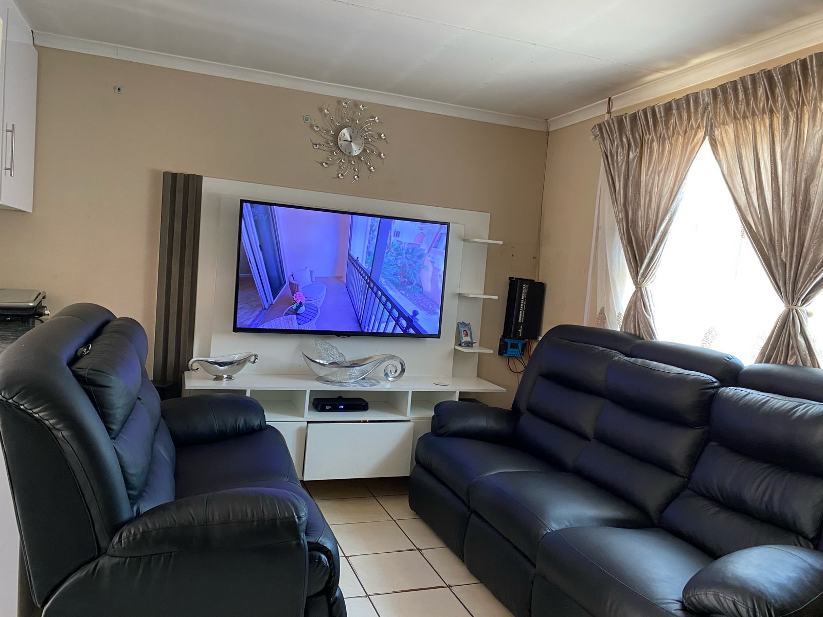 3 Bedroom Property for Sale in Golden Gardens Gauteng