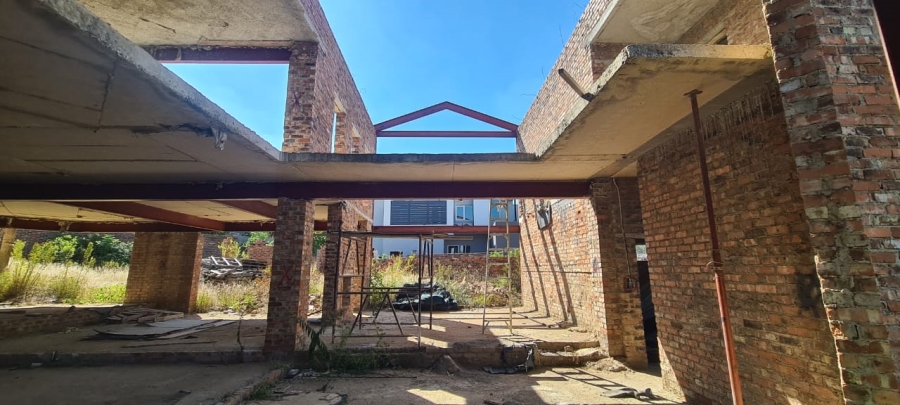 4 Bedroom Property for Sale in Waterfall Country Estate Gauteng