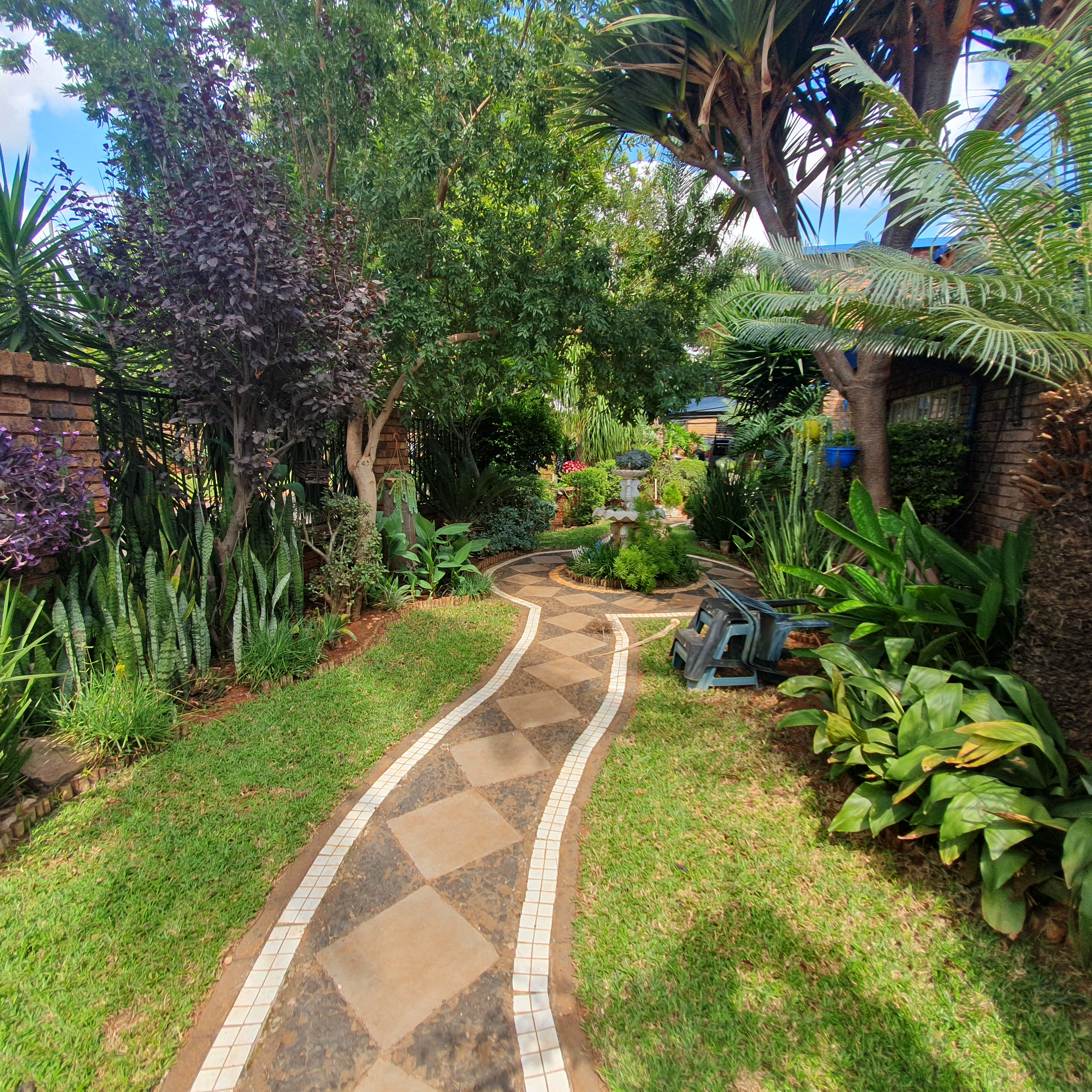 To Let 5 Bedroom Property for Rent in Sinoville Gauteng