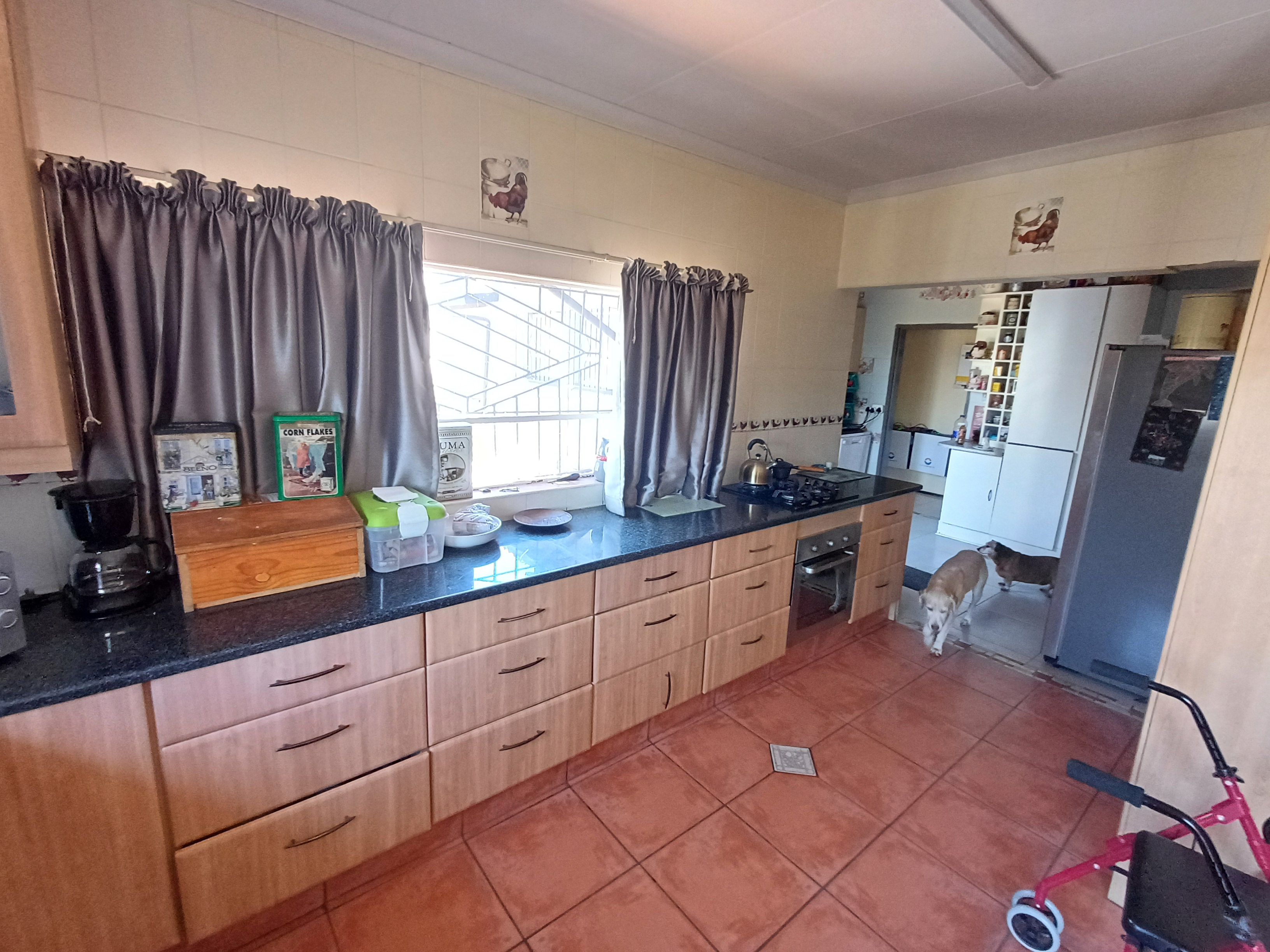 5 Bedroom Property for Sale in Witpoortjie Gauteng