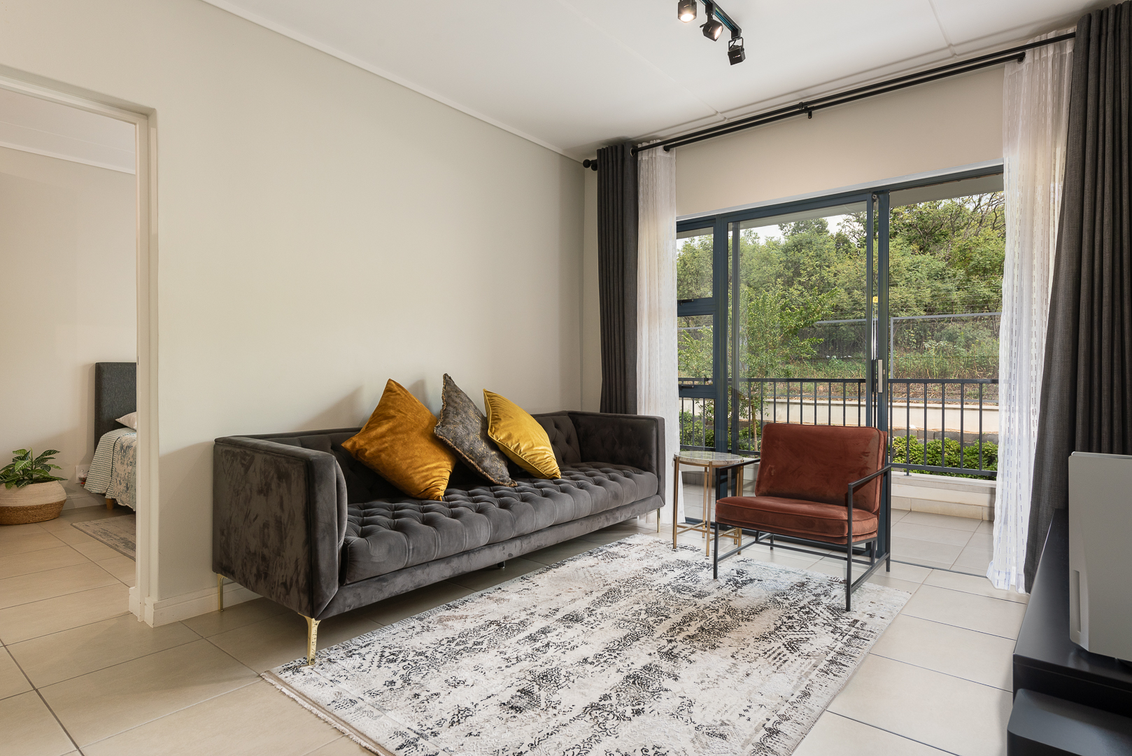 2 Bedroom Property for Sale in Mulbarton Gauteng