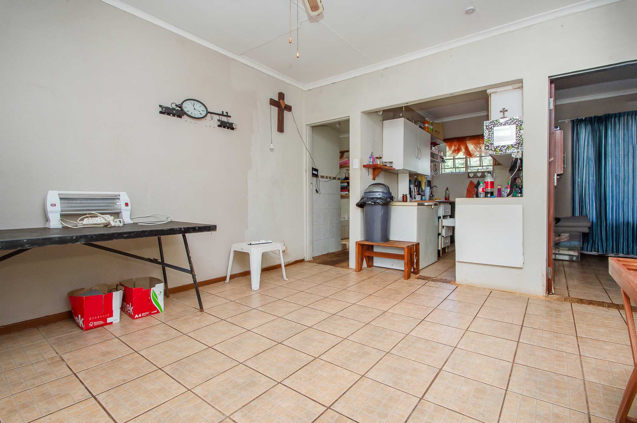 To Let 2 Bedroom Property for Rent in Wilro Park Gauteng