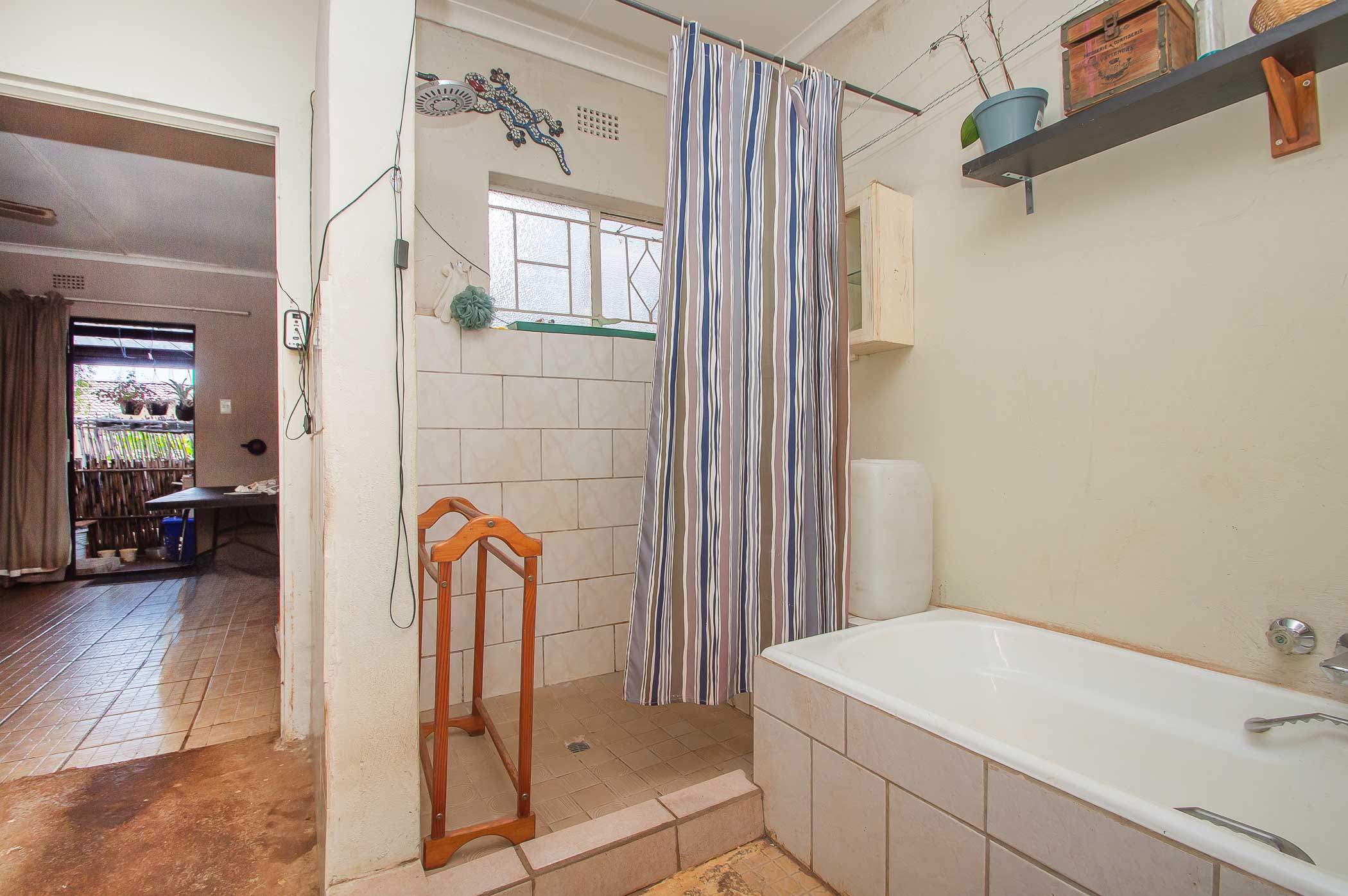 To Let 2 Bedroom Property for Rent in Wilro Park Gauteng