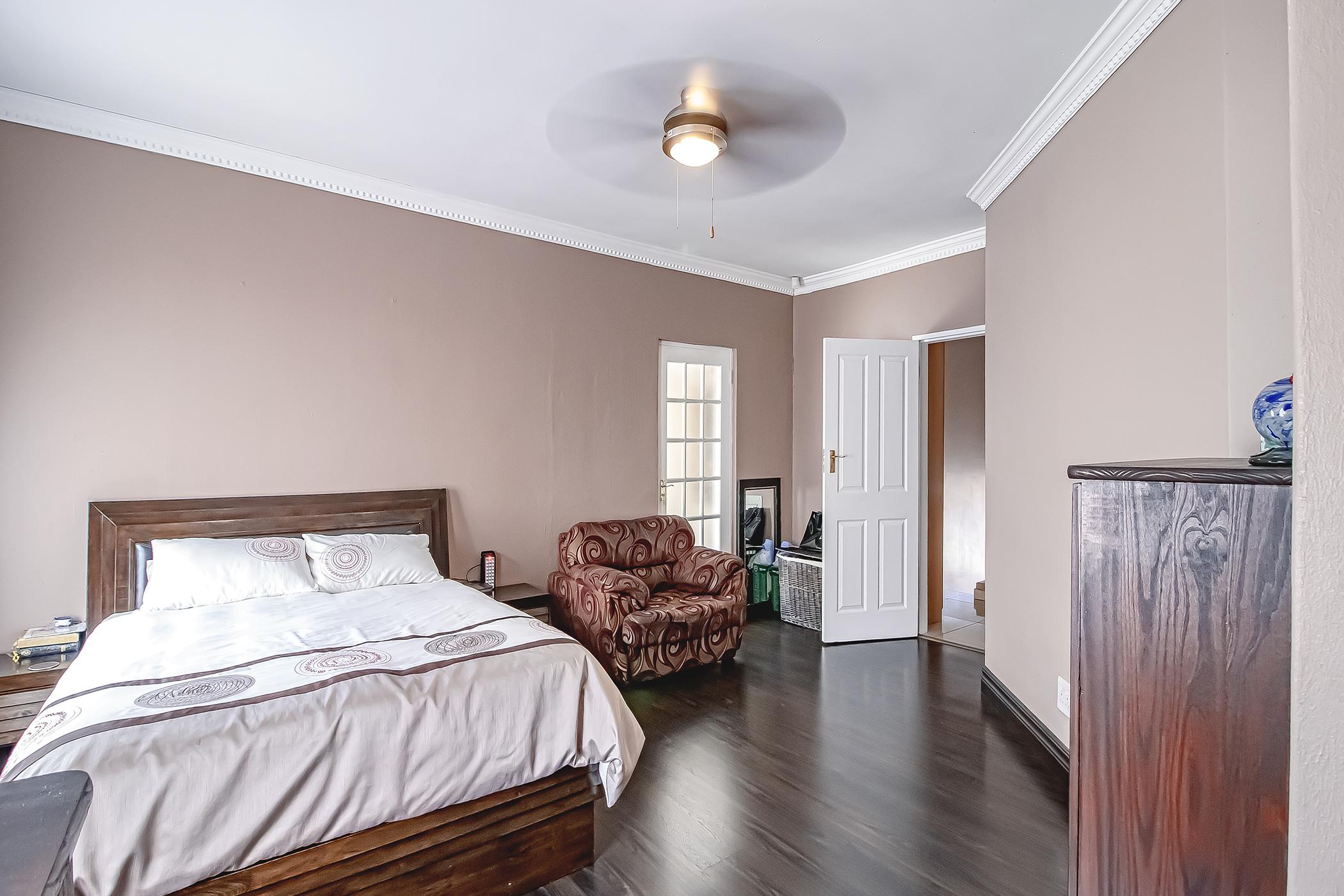 5 Bedroom Property for Sale in Montana Park Gauteng