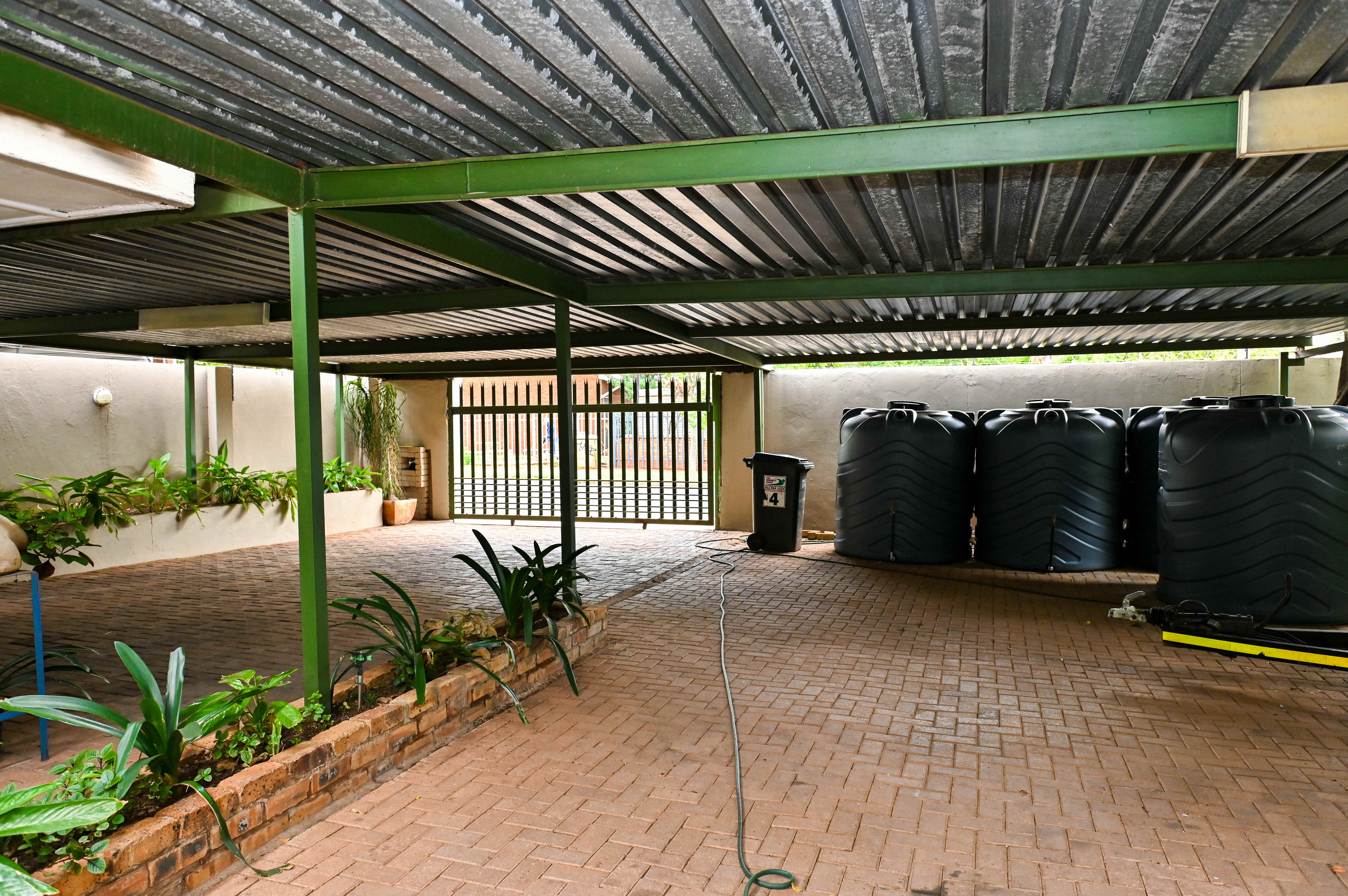 15 Bedroom Property for Sale in Monument Gauteng
