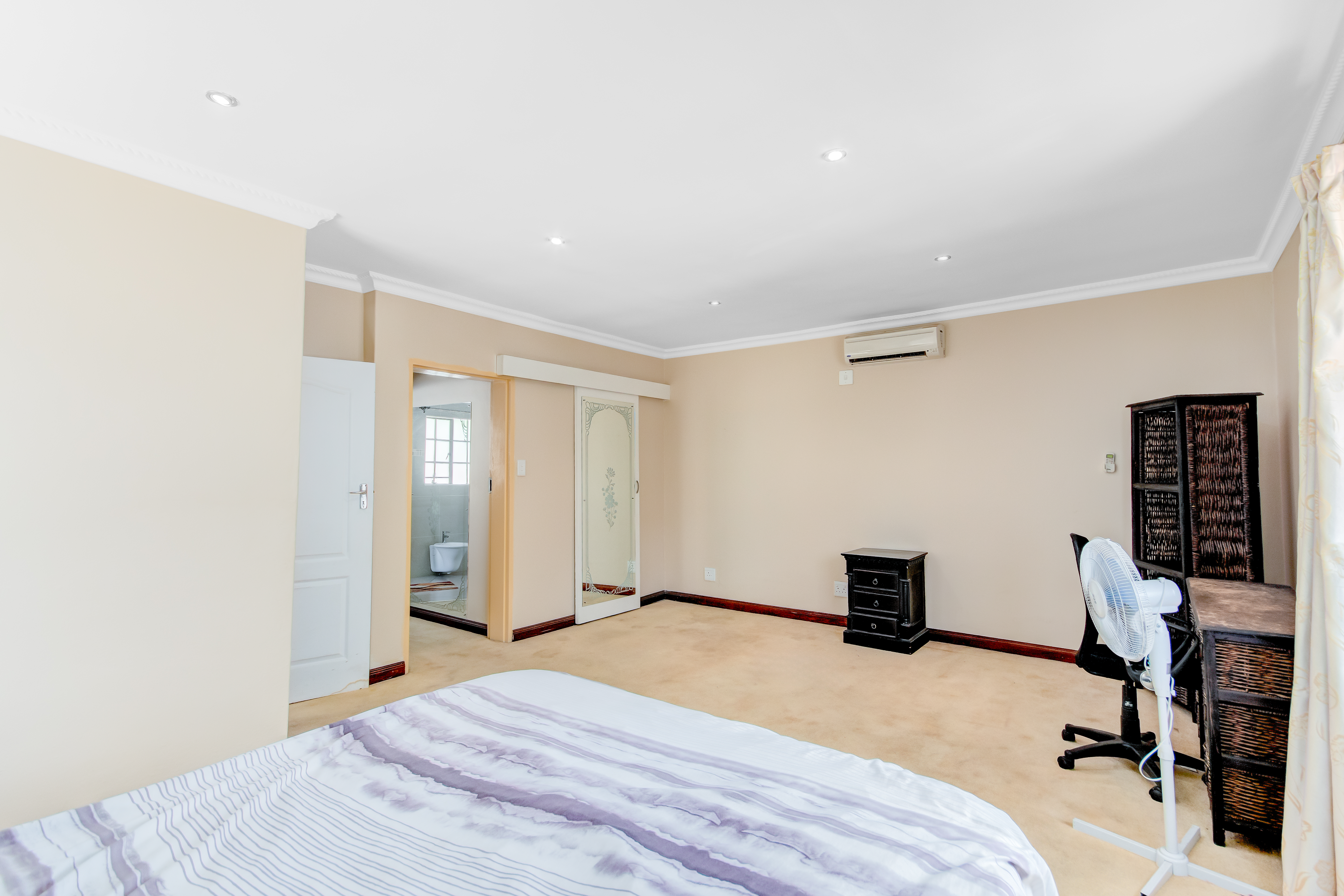 4 Bedroom Property for Sale in Silver Lakes Golf Estate Gauteng