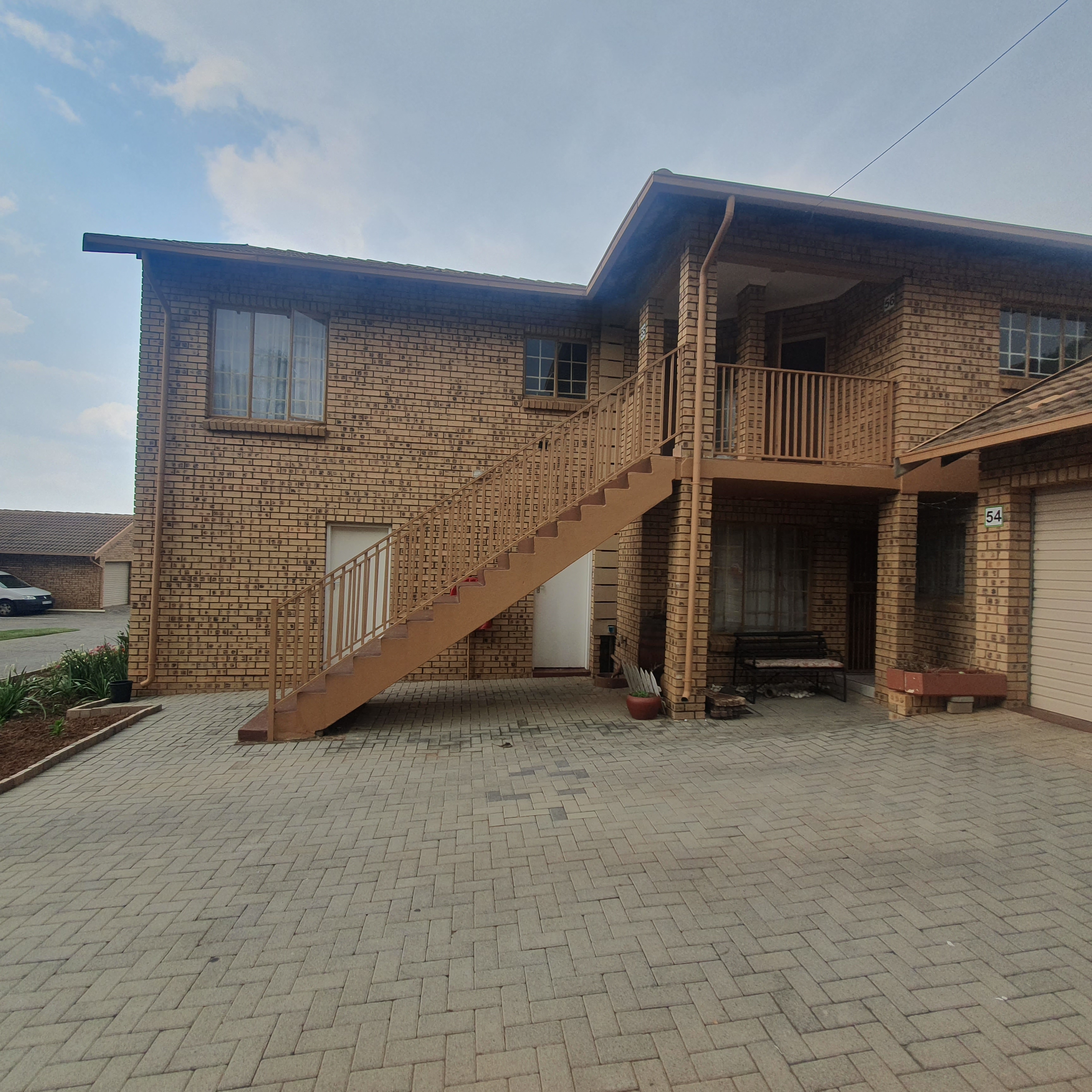 To Let 2 Bedroom Property for Rent in Magalieskruin Gauteng
