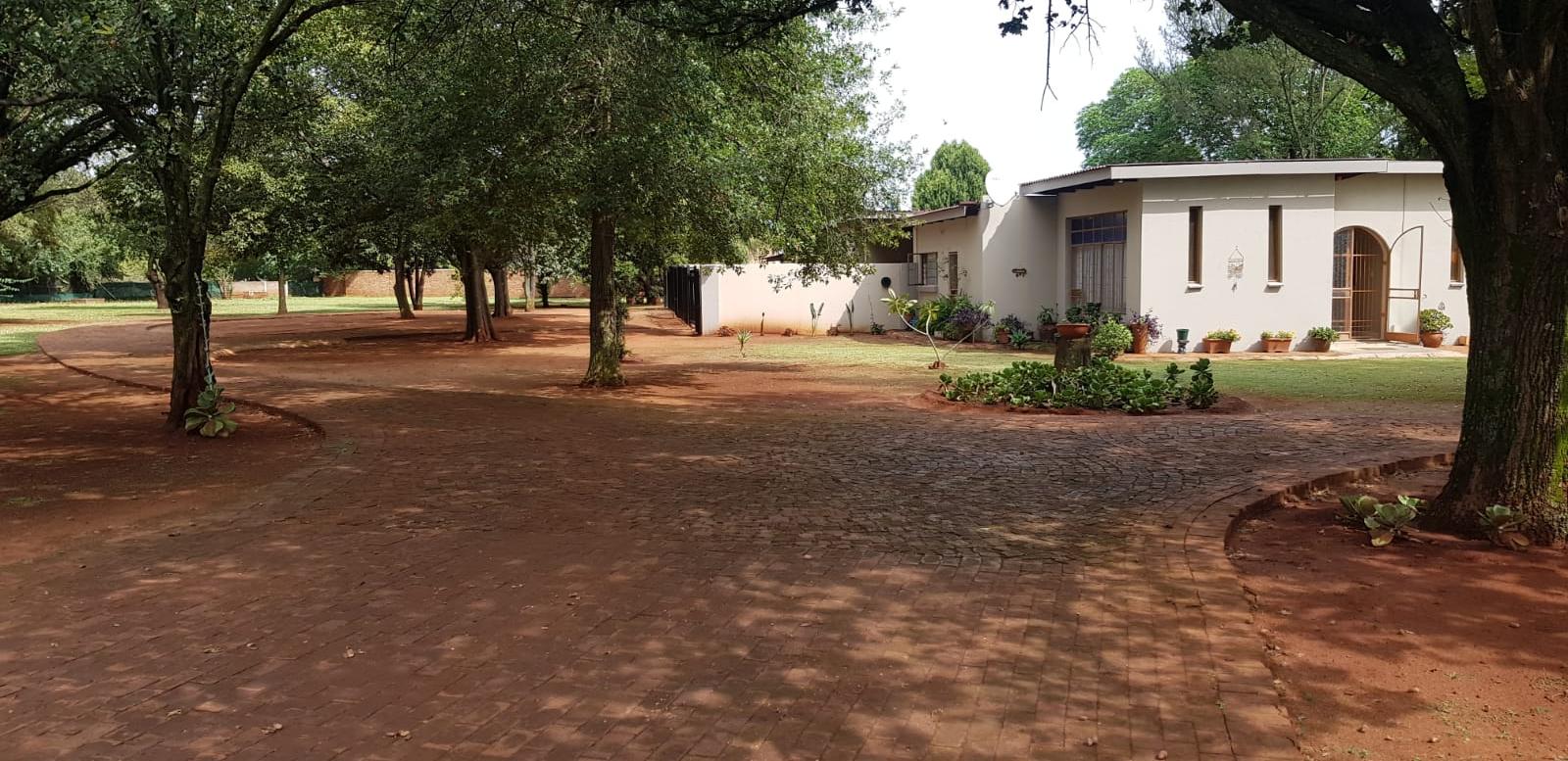 8 Bedroom Property for Sale in Winternest Gauteng