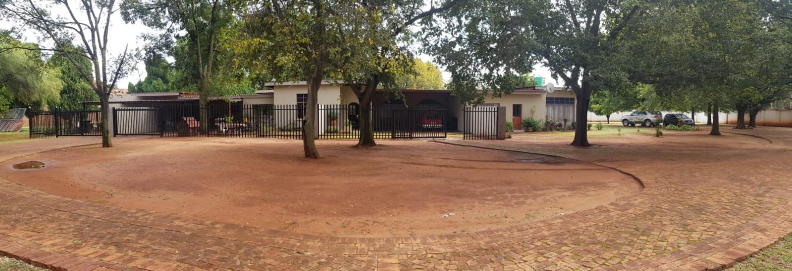 8 Bedroom Property for Sale in Winternest Gauteng