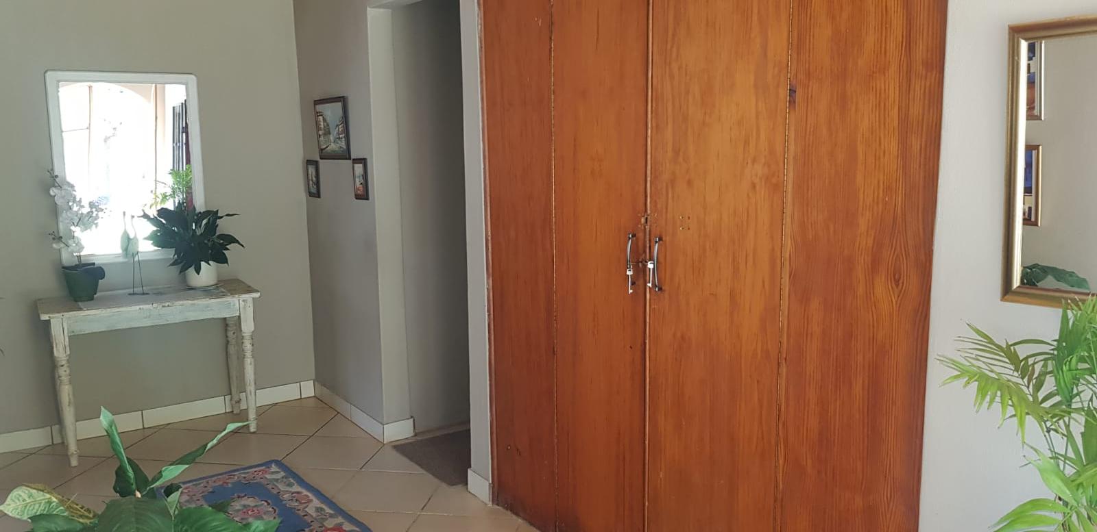 8 Bedroom Property for Sale in Winternest Gauteng