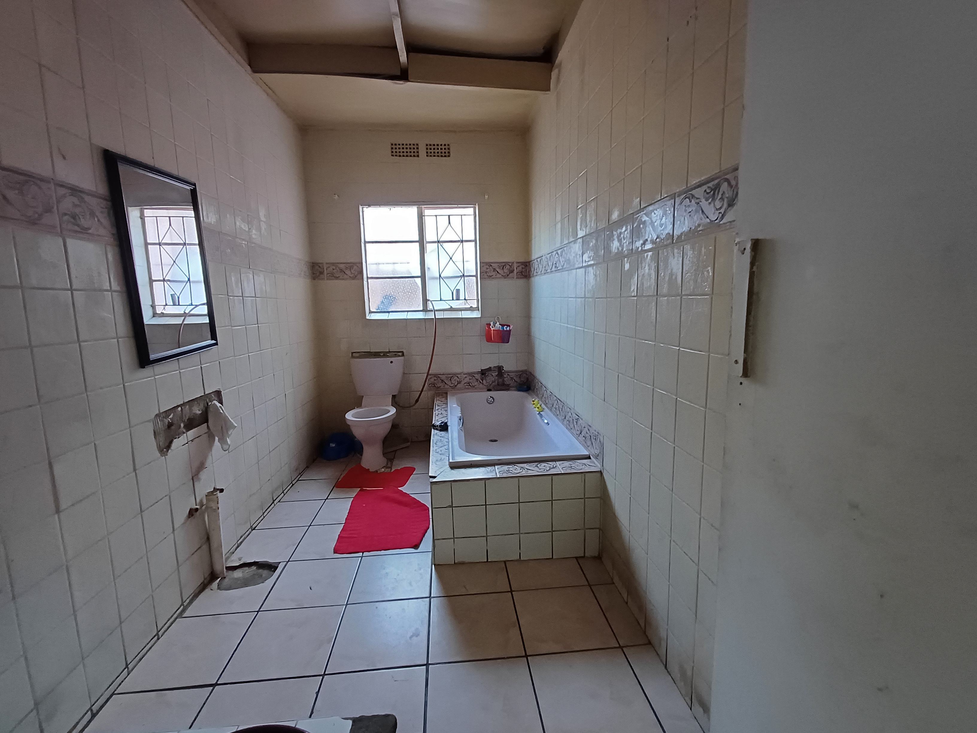 2 Bedroom Property for Sale in Roodepoort Central Gauteng