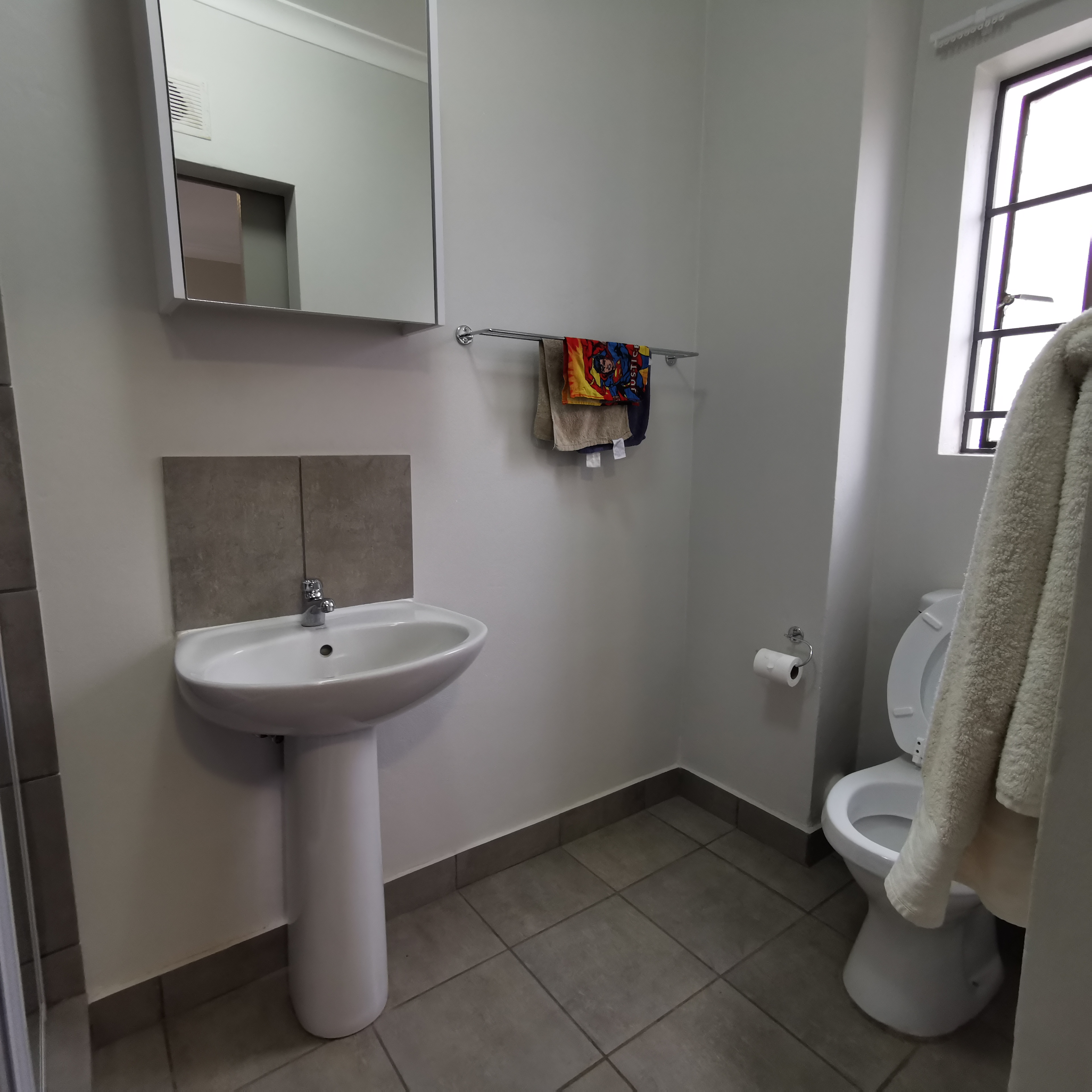 To Let 2 Bedroom Property for Rent in Alrode Gauteng