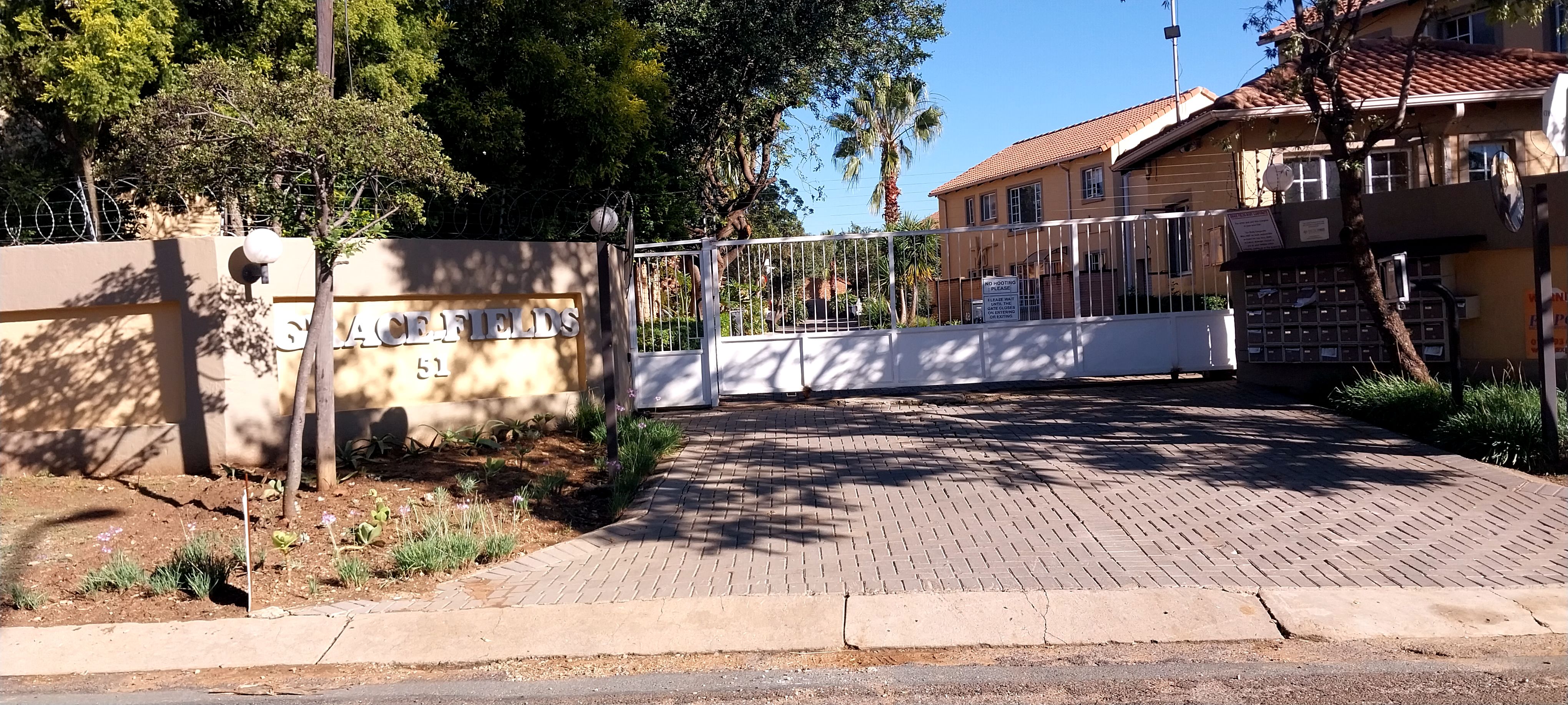 2 Bedroom Property for Sale in Willow Park Manor Gauteng