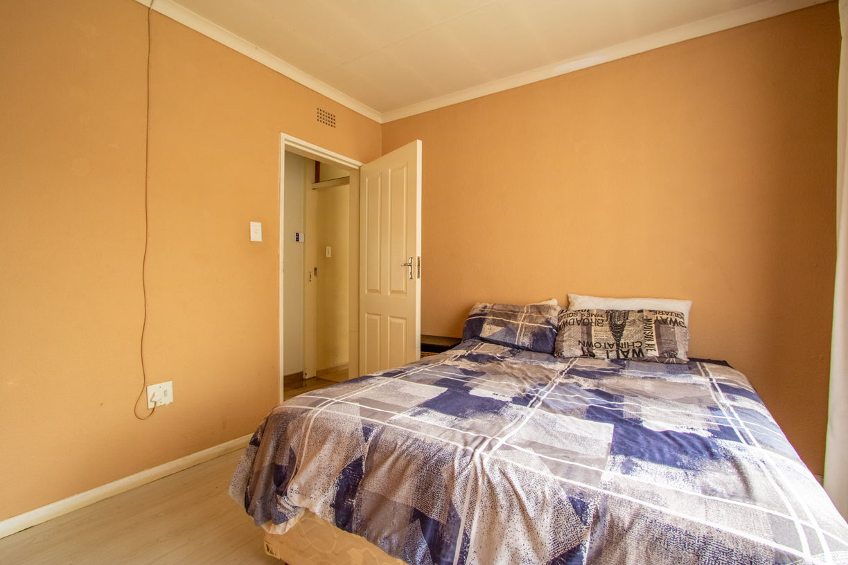 3 Bedroom Property for Sale in Crystal Park Gauteng