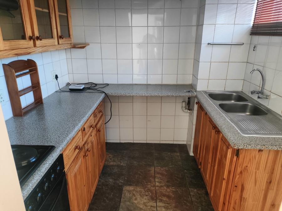 2 Bedroom Property for Sale in Weavind Park Gauteng