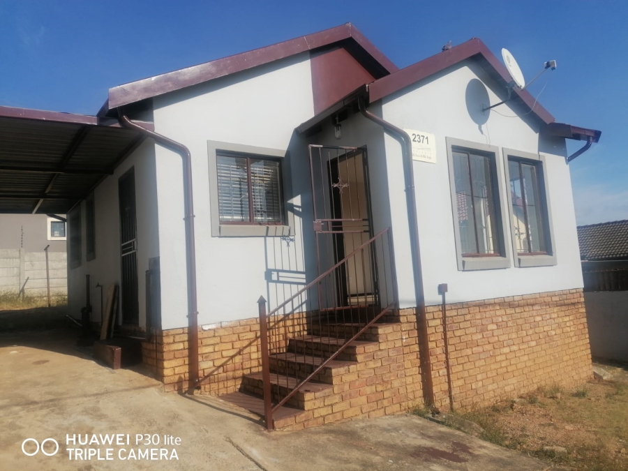 To Let 2 Bedroom Property for Rent in Mahube Valley Gauteng