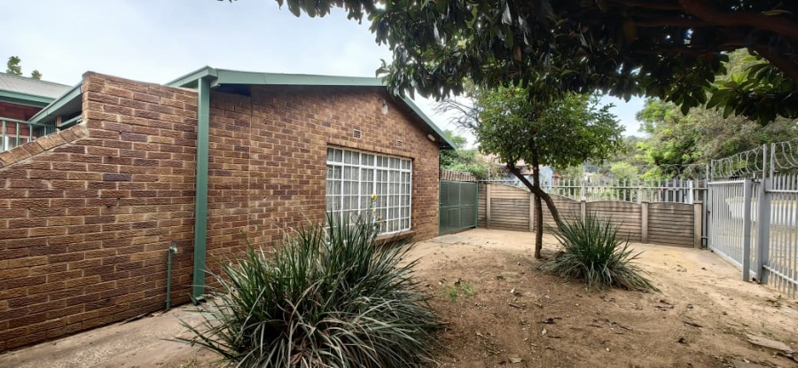 4 Bedroom Property for Sale in Vanderbijlpark CW 4 Gauteng