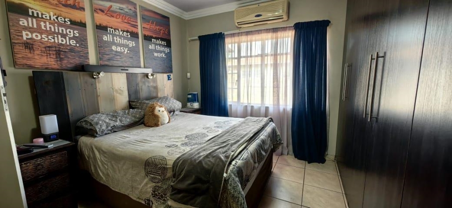 4 Bedroom Property for Sale in Vanderbijlpark SE 1 Gauteng