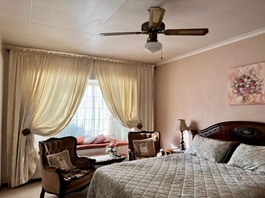 3 Bedroom Property for Sale in Sunward Park Gauteng