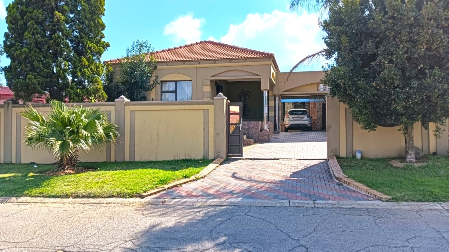 3 Bedroom Property for Sale in Kempton Park West Gauteng