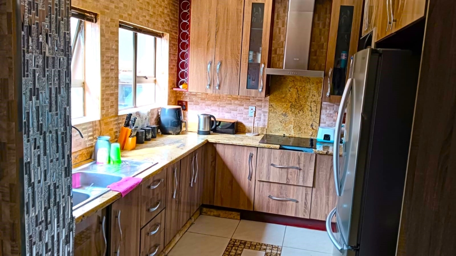 To Let 3 Bedroom Property for Rent in Kempton Park West Gauteng