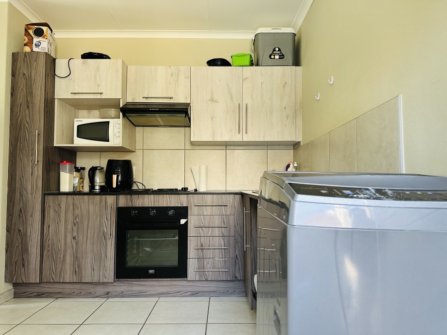 2 Bedroom Property for Sale in Norton Park Gauteng