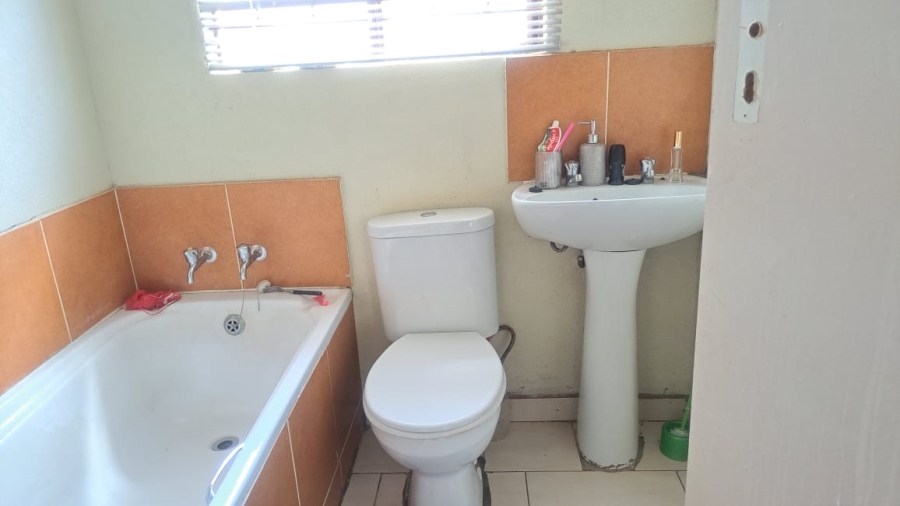 2 Bedroom Property for Sale in Soshanguve East Ext 3 Gauteng