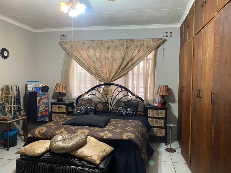 3 Bedroom Property for Sale in Vanderbijlpark Cw 6 Gauteng