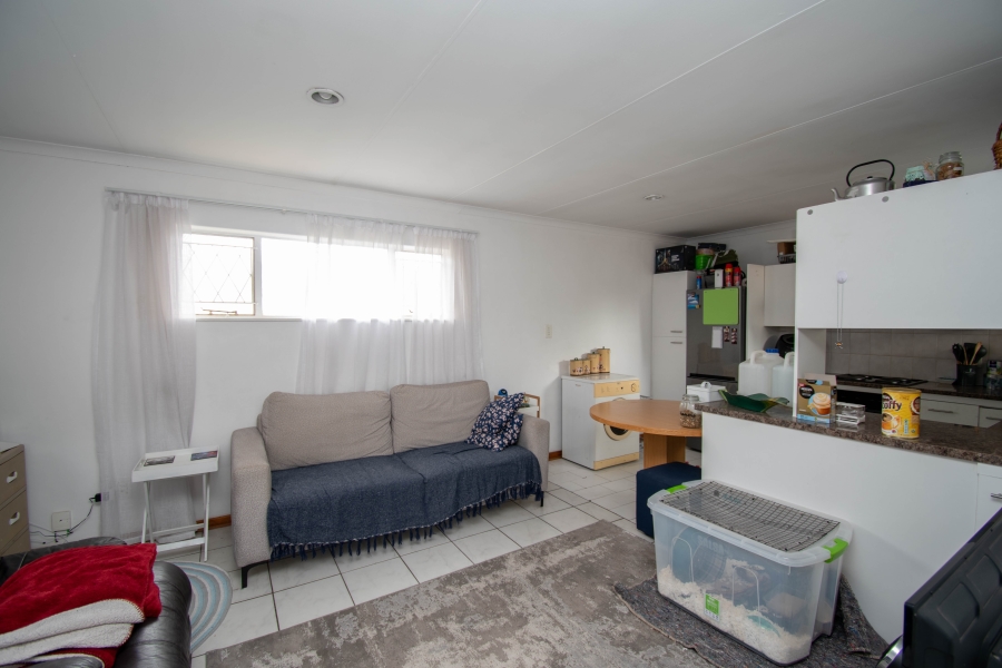To Let 1 Bedroom Property for Rent in Douglasdale Gauteng