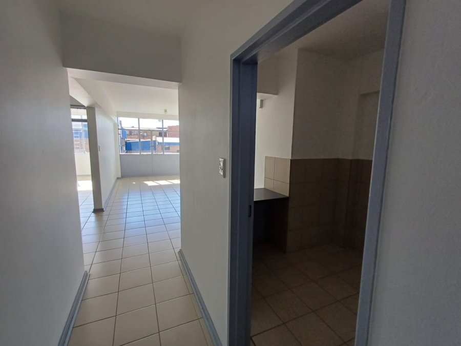 To Let 2 Bedroom Property for Rent in Germiston Central Gauteng