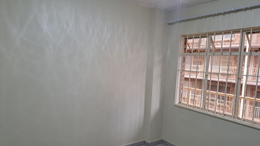 2 Bedroom Property for Sale in Silverton Gauteng