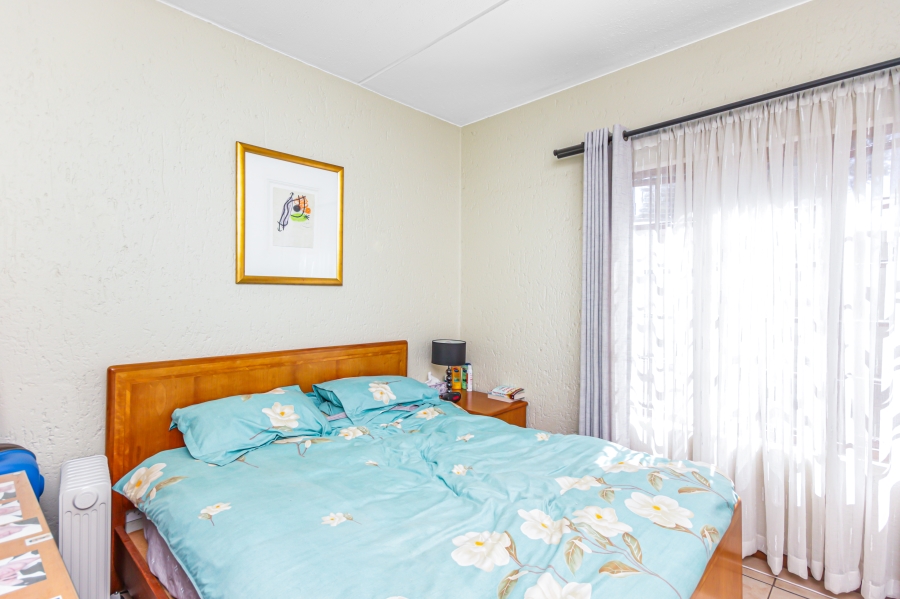 2 Bedroom Property for Sale in Lonehill Gauteng