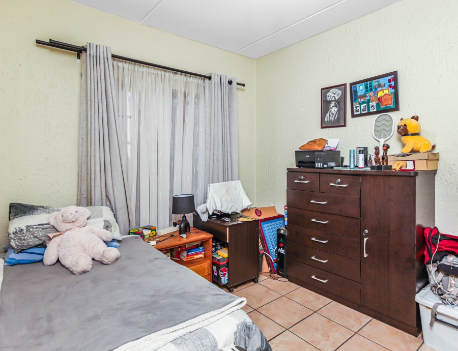 2 Bedroom Property for Sale in Lonehill Gauteng
