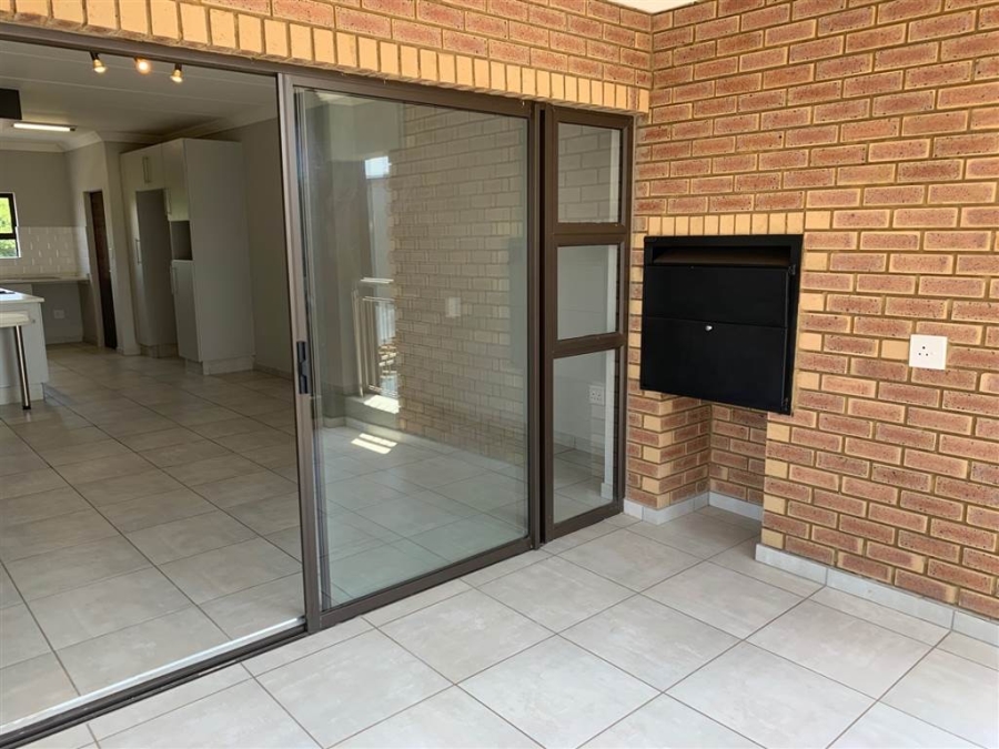 2 Bedroom Property for Sale in Eveleigh Gauteng