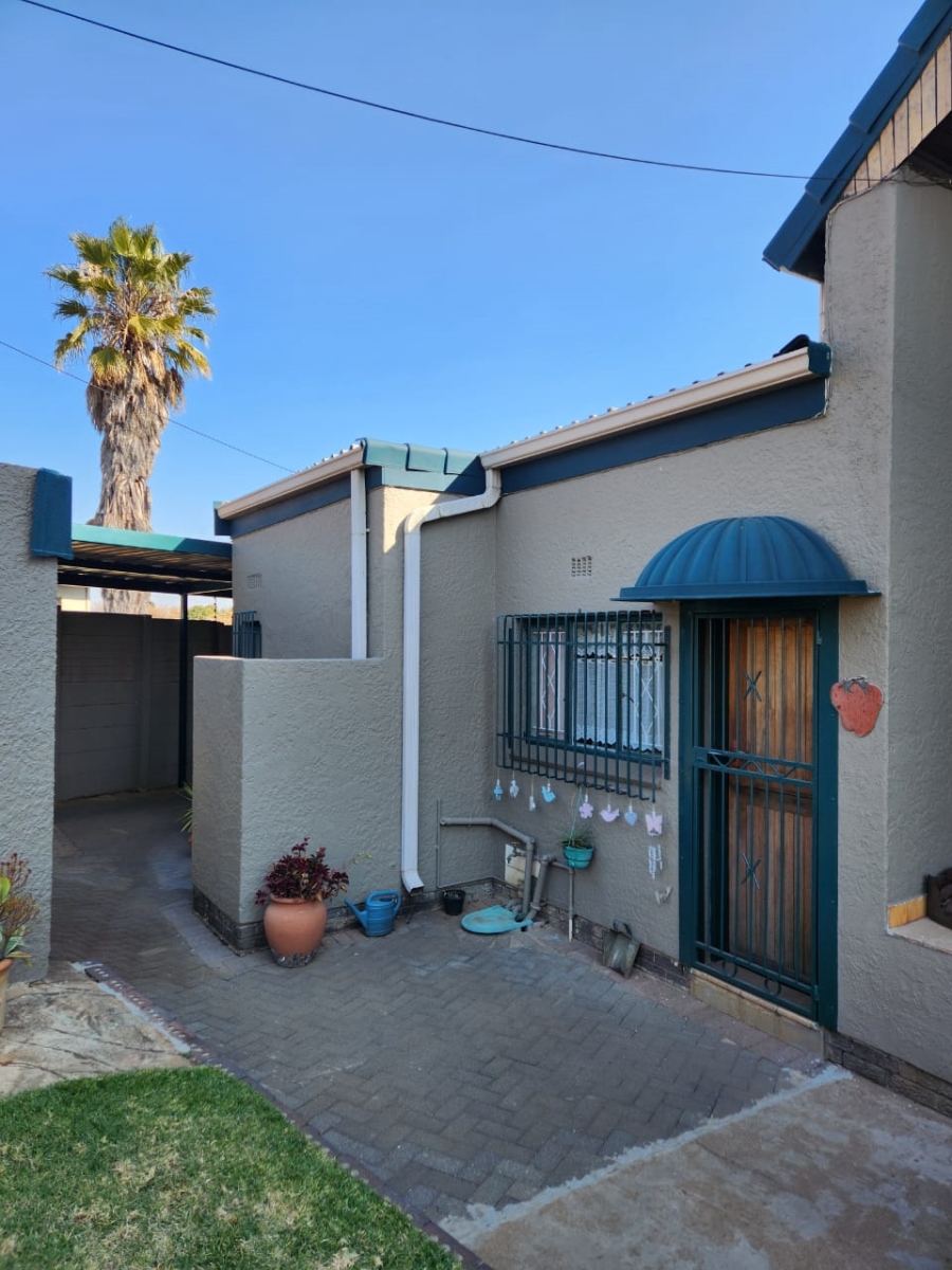 3 Bedroom Property for Sale in Dalpark Proper Gauteng