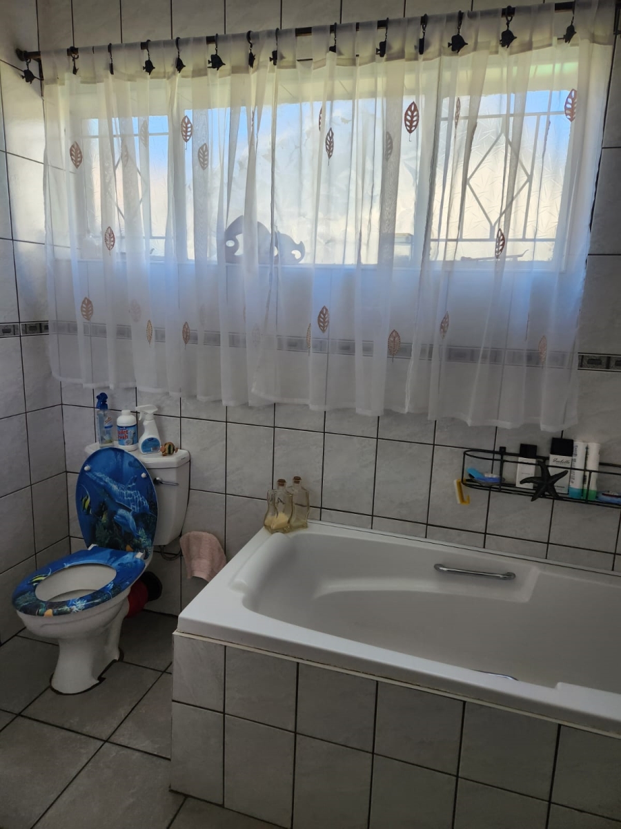 3 Bedroom Property for Sale in Dalpark Proper Gauteng