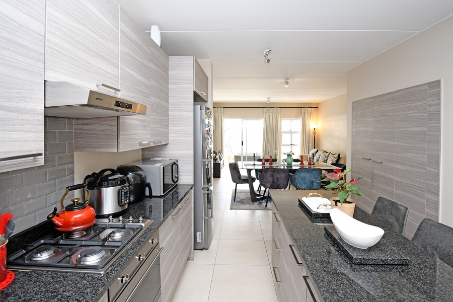 3 Bedroom Property for Sale in Broadacres Gauteng