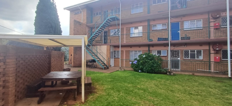 2 Bedroom Property for Sale in Vanderbijlpark CW 1 Gauteng