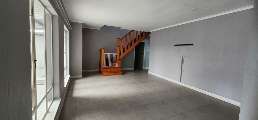 4 Bedroom Property for Sale in Florauna Gauteng